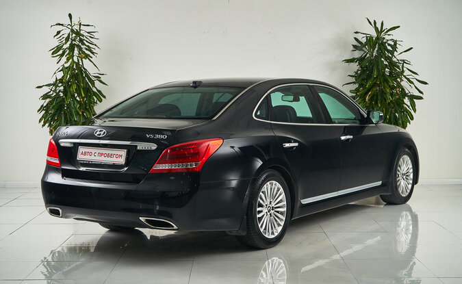 Hyundai Equus