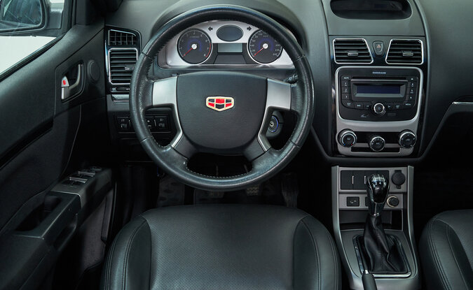 Geely Emgrand EC7
