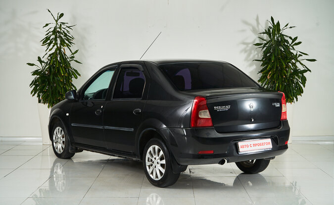 Renault Logan
