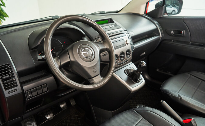 Mazda 5