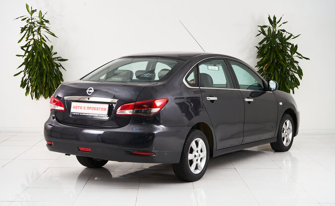 Nissan Almera