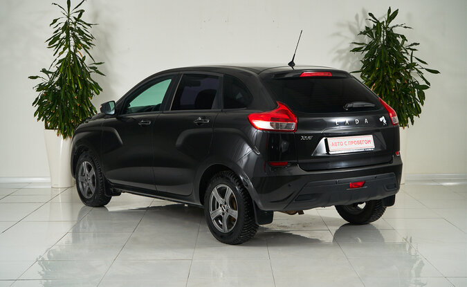 Lada XRAY
