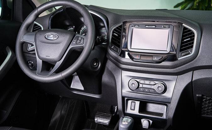 Lada XRAY