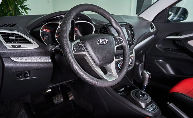 Lada Vesta