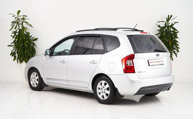 Kia Carens