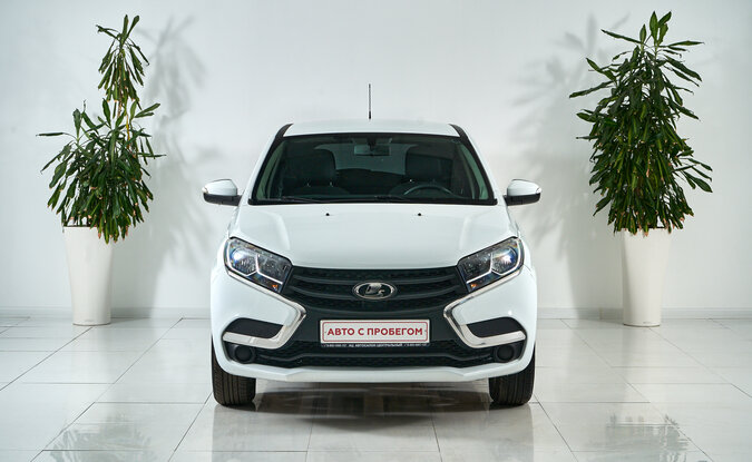 Lada XRAY