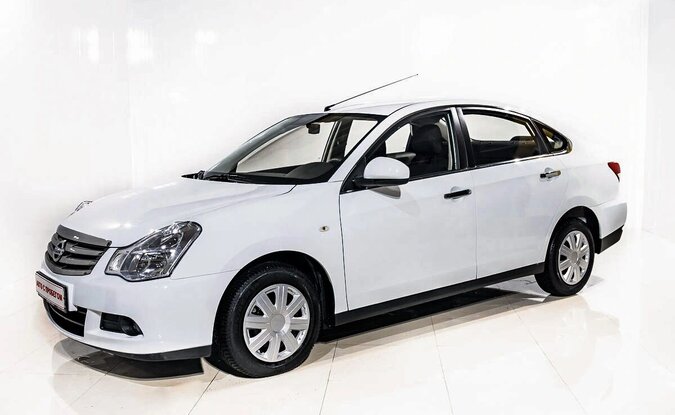 Nissan Almera