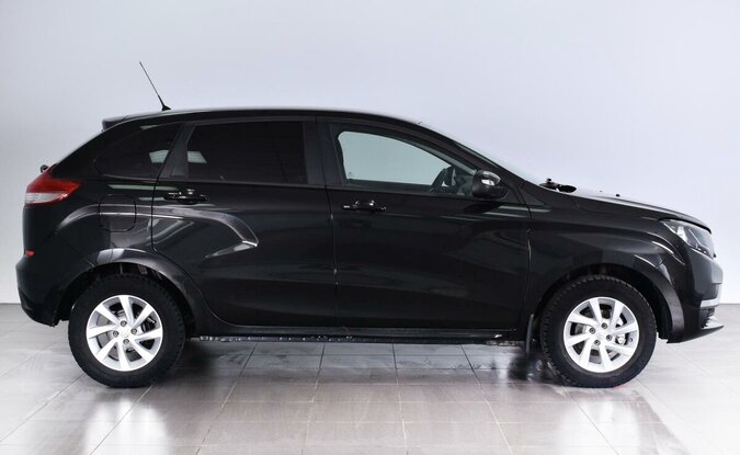 Lada XRAY
