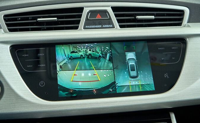 Geely Atlas