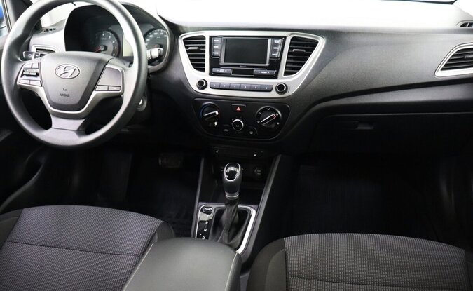 Hyundai Solaris