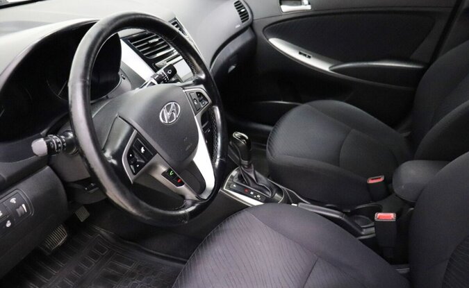 Hyundai Solaris