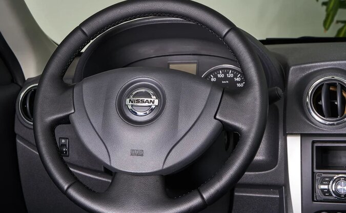 Nissan Almera