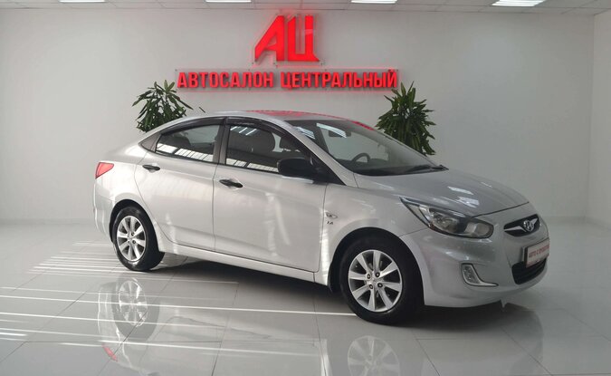 Hyundai Solaris