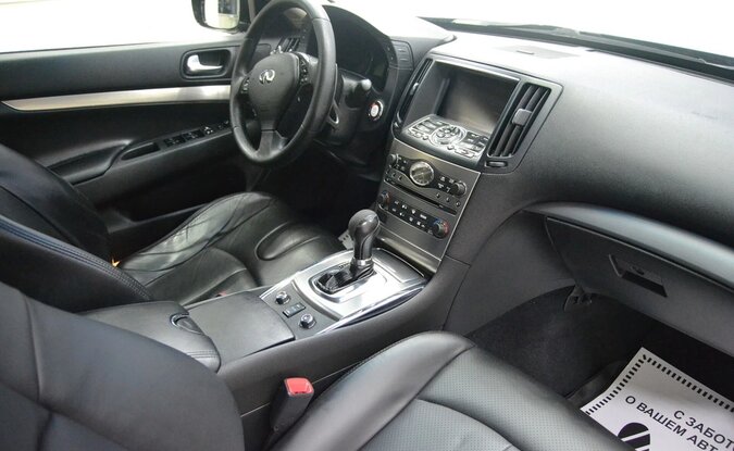 Infiniti G