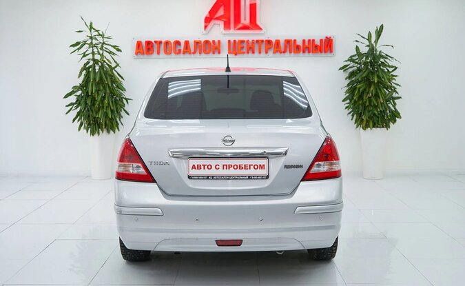 Nissan Tiida