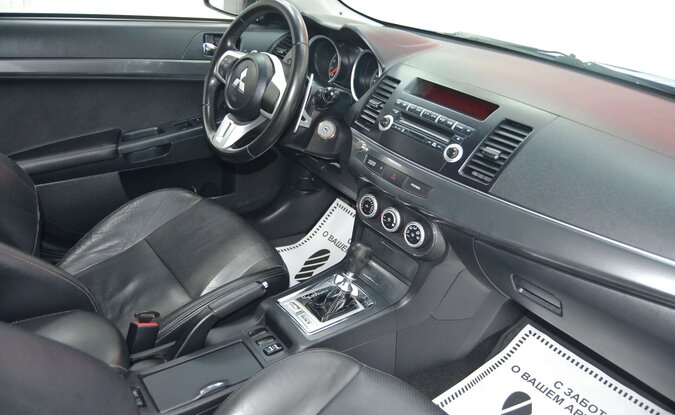 Mitsubishi Lancer