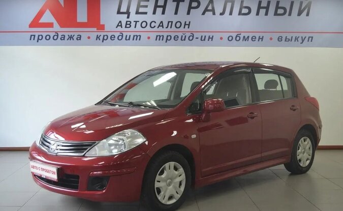 Nissan Tiida
