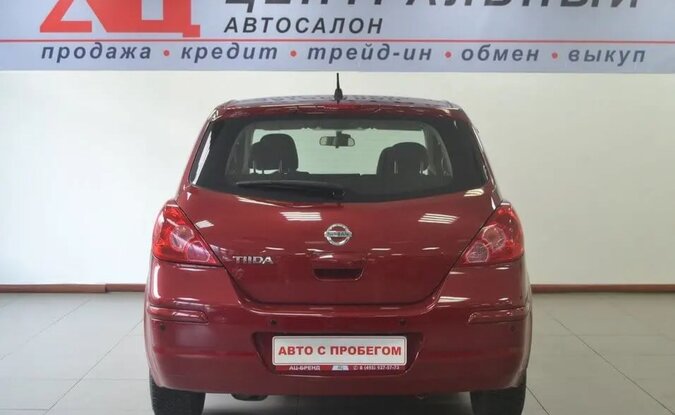 Nissan Tiida
