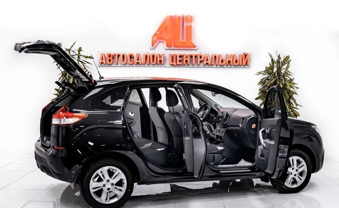 Lada XRAY