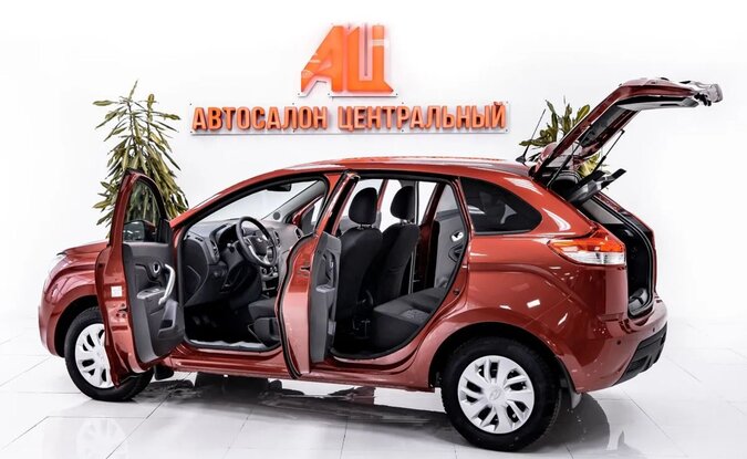 Lada XRAY