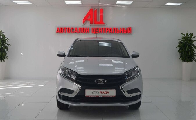 Lada XRAY